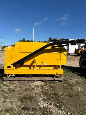 New | in-Stock 2027 NEW HOLLAND 210 Mower Conditioners New Hampshire US | Beauregard Equipment #1511336