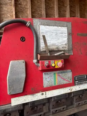 USED 2003 AMADA RG-80