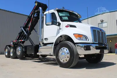 New | in-Stock 2027 PETERBILT 548 Rolloff Trucks Texas US | Roll Off Truck World #1492012