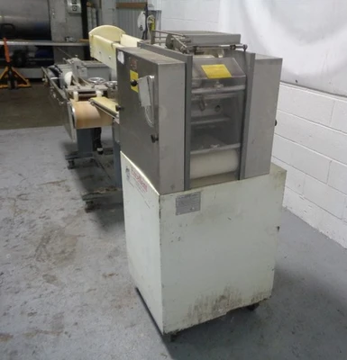 Used EXCELLENT KSD-100-2 & KSF-300S-2 Dough Dividers California US | BakeryEquipment.com #1554151