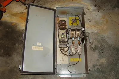 USED CUTLER HAMMER 1200C038002