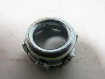 Thomas & Betts Cat 122 1/2" Metallic Bushing for Rigid Metal Conduit Box of 100
