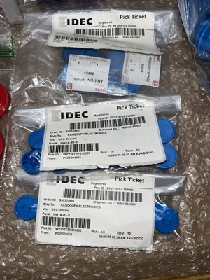 Large Lot of New various IDEC   Buttons & Caps See Photos + Warranty