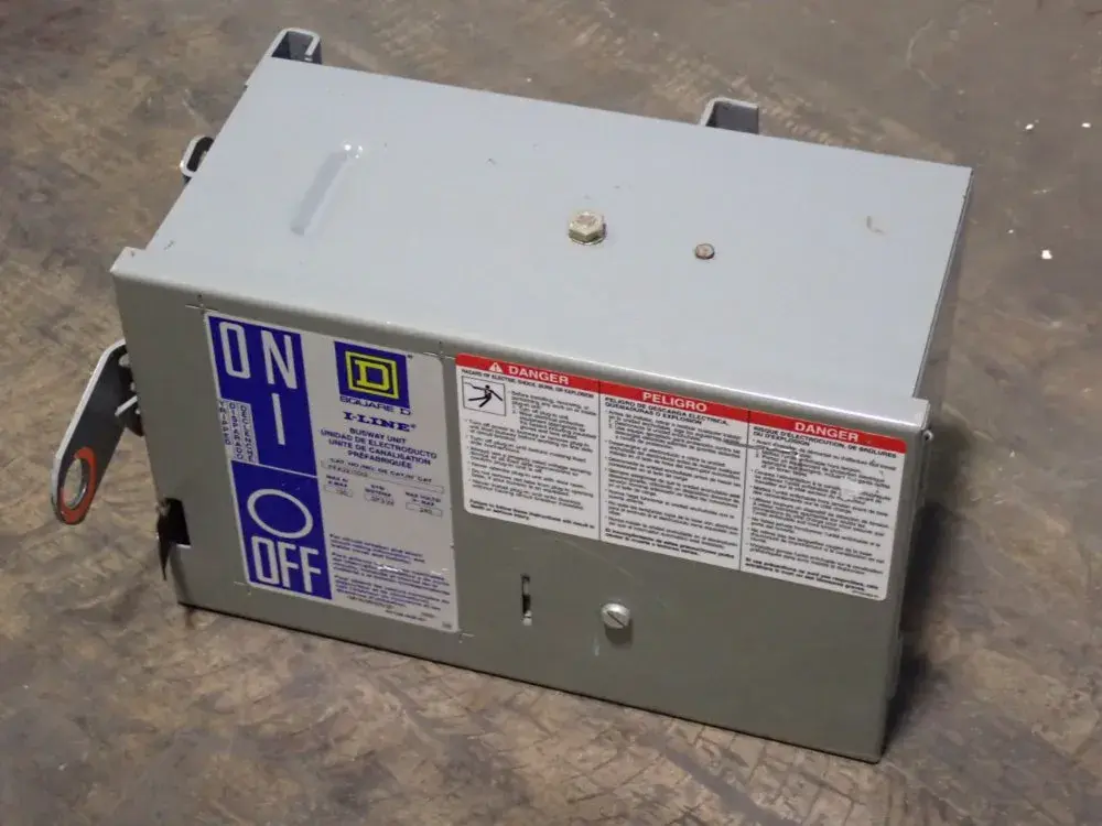 USED SQUARE D PFA32100G
