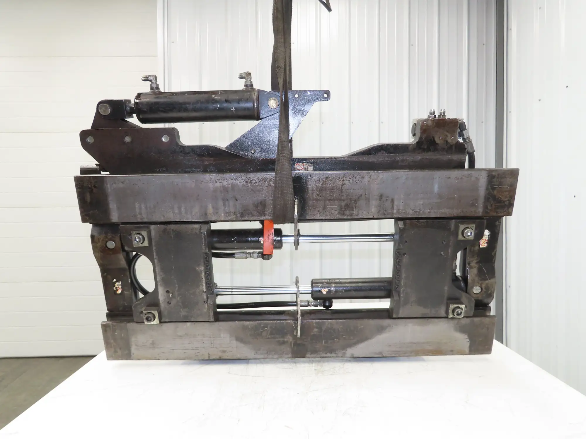 Cascade Forklift Class 3 SideShift Fork Positioner Attachment 20"x 41" W 10000lb