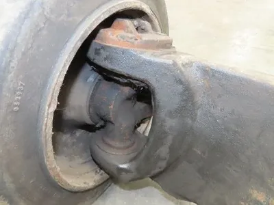 Hyster E60Z Forklift Dual-Wheel Steer Axle Assembly
