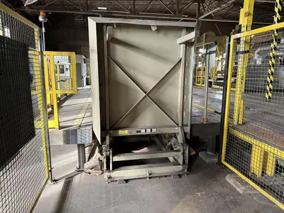 UPENDER 5,300 POUND CAPACITY