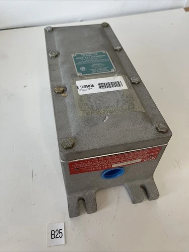 NEW Allen Bradley 42MTB-5000 NEMA 7 9 42MRU-5000
