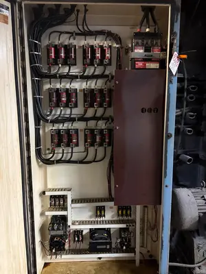 Used SAF DRIVE SYSTEMS DISTRIBUTION CABINET Misc Electrical & Power Parts Ontario CA | Aucto #1354877