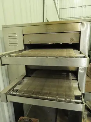 Double-Deck Pizza Oven