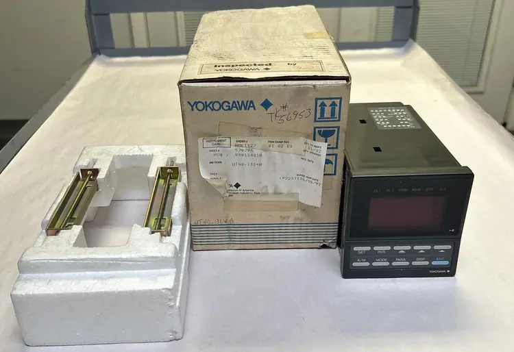 Used YOKOGAWA UT40-131*B Industrial Controls | Surplus Asset Holdings #1218110