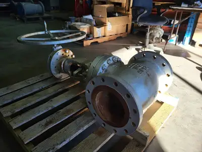8" Class 300 Globe Valve API 623