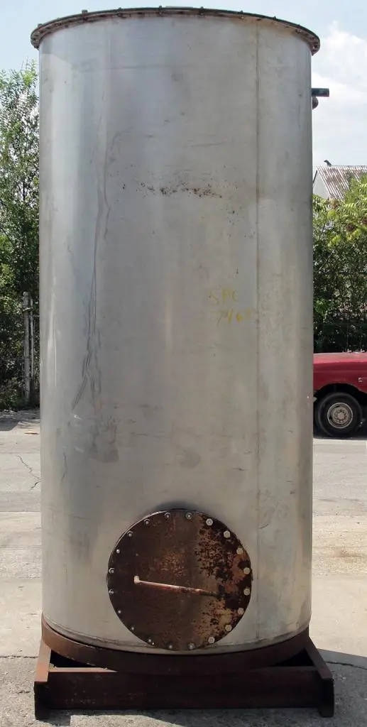 SPC7467  Tank 660 gallon vertical tank, Stainless Steel, dish