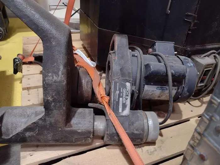 Used STRIPPIT-HOUDAILLE PUNCH & DIE GRINDER Punch & Die Grinders Arizona US | PETERSON MACHINERY SALES #442180
