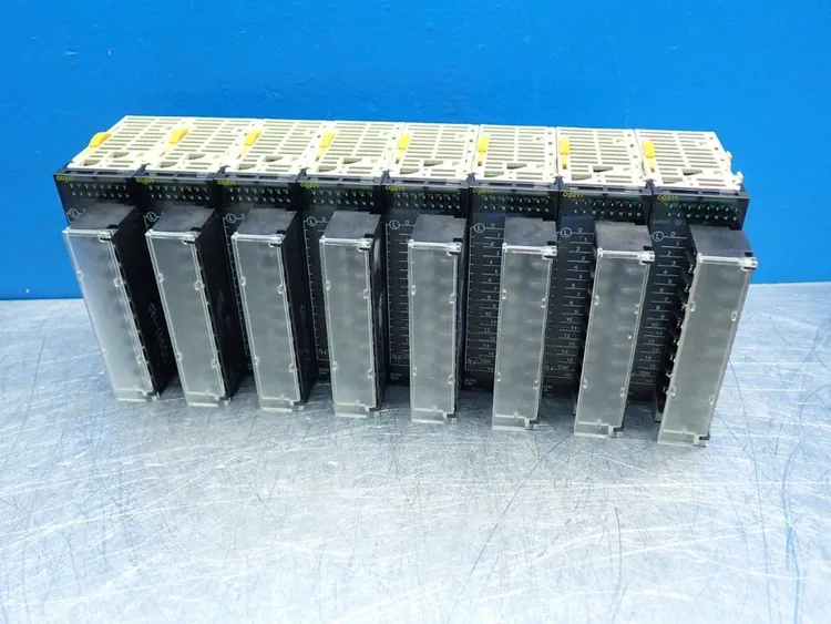 Used OMRON CJ1WOD211 Input / Output Modules | HGR 24 #733546
