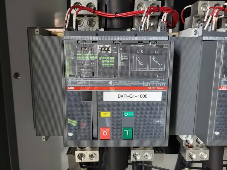 Used ABB TMAX T7H 1000M Switchgears British Columbia CA | Lenmark #241807