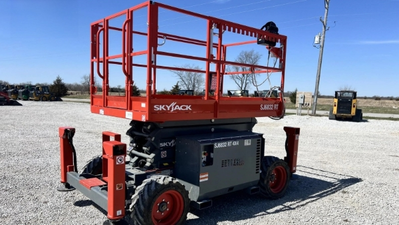 USED 2024 Skyjack SJ6832RT