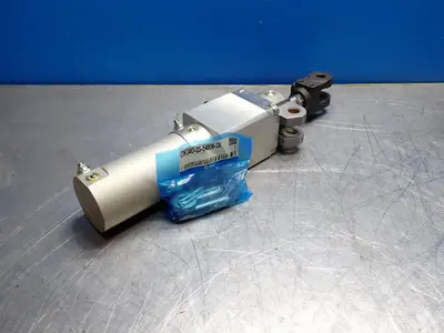 New | in-Stock SMC CLK2A5050DCL542AL Cylinders | HGR 24 #731641
