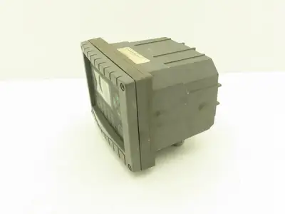 GLI P63B1N1A1B1NNN Model 63 PH Conductivity Analyzer Control Meter