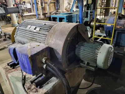 Screw Feeder w/ 300 hp Motor & Gearbox