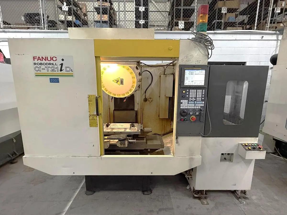 USED 2005 FANUC ROBODRILL ALPHA T-21IDL W/ PALLET CHANGER