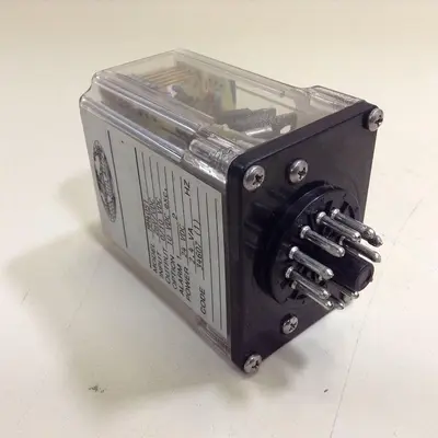 USED WILKERSON MM4051