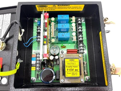 Banner MSCA-1 37931 MINI-SCREEN Metal Control Box, Light Curtain [New]