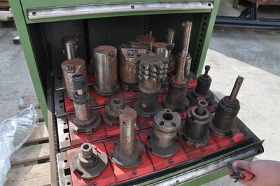 USED VARIOUS MILLING TOOLS ISO 50