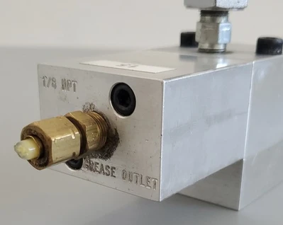 USED Lube Logic GPMD10080