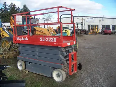 Used 2014 SKYJACK SJIII3226 Scissor Lifters Michigan US | NAS Sales #1557035