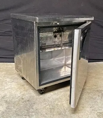 USED TURBO AIR TUF-28SD