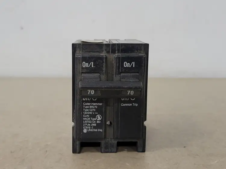 Used CUTLER-HAMMER BR270 Switchgears British Columbia CA | Lenmark #239297