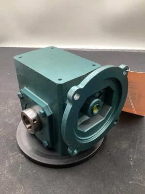 USED GROVE GEAR HMQ220-1