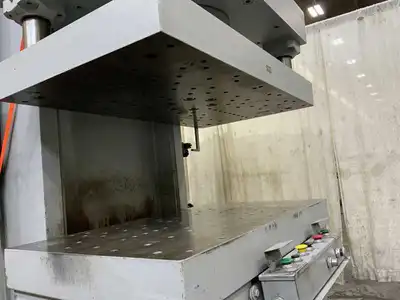 1979 GREENERD HC-200-60-Y-12 Hydraulic Press | Universal Press & Machinery (UPM) (5)