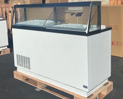 171-0345 68" Full Service Ice Cream Gelato Freezer Case