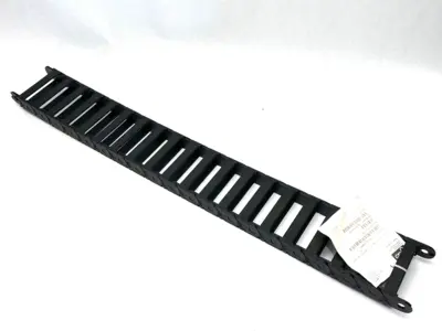 USED IGUS E-CHAIN FLEXIBLE CABLE CARRIER ASSEMBLY