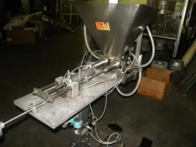 Filling Systems Twin Piston Filler