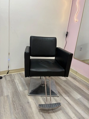 NEW Salon Salon chair