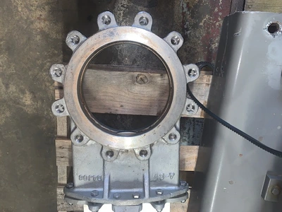 A-C Valve Inc. 10" Stainless Steel Air Operated Knife Gate Valve