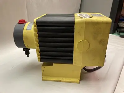 Used LMI MILTON A151-392SI Pumps | Surplus Asset Holdings #1206338