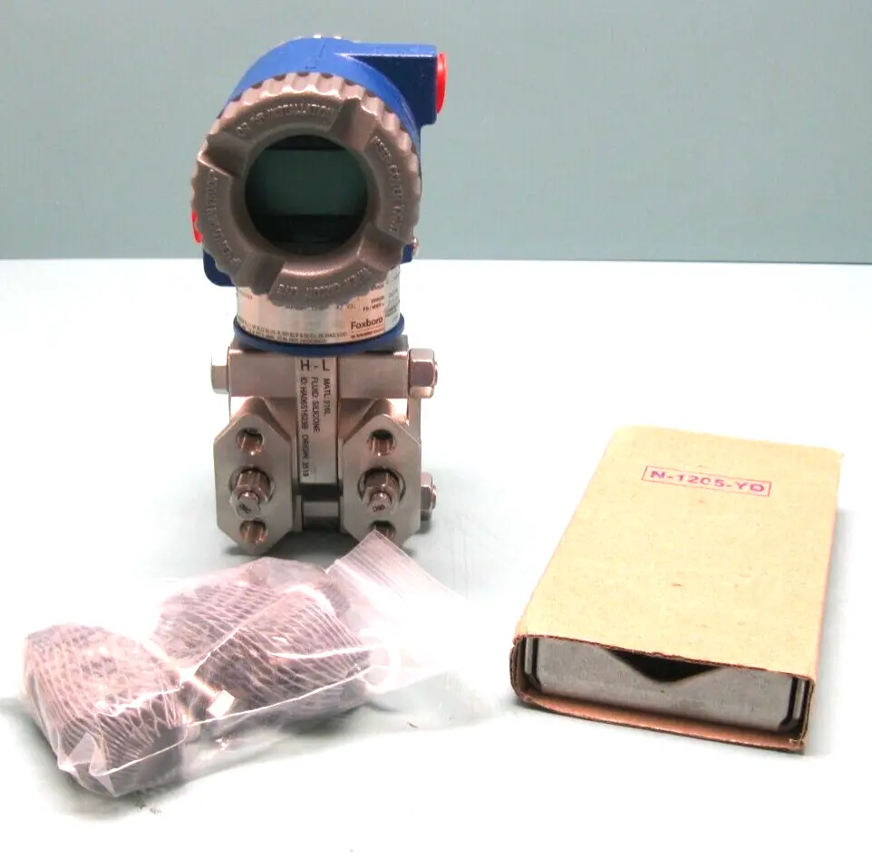 NEW Foxboro IDP50-T22B21F-M2B1L1K1