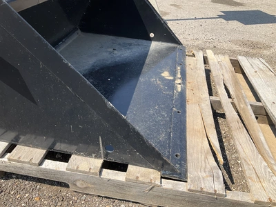 New old stock Paladin 42” high capacity bucket for a Bobcat MT mini skid steer, welded on cutting ed...