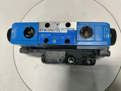 USED VICKERS DG4V-3-6C-M-U-HL7-60