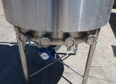 SPC8173  Tank 250 gallon vertical tank, Stainless Steel, dish