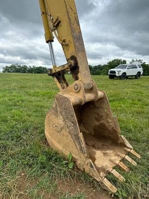 Used 2002 KOMATSU PC200LC-6LE Excavators Kentucky US | Proxy Equipment #1377847