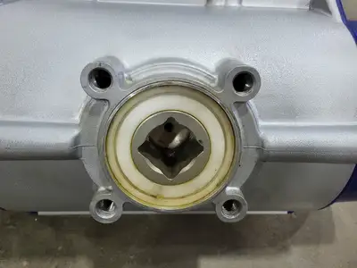 NEW REVO RS5205014A00000