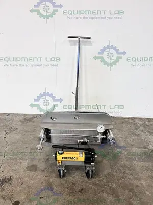 USED MILLIPORE MPODPILOT CP5PN1075 FILTER PRESS W/ ENERPAC P142 HYDRAULIC HAND PUMP