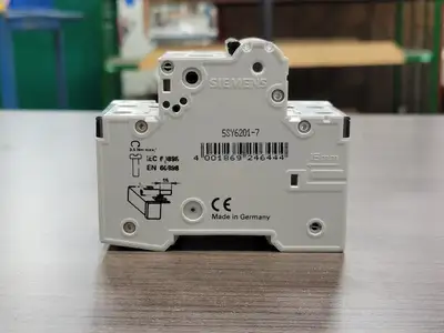 USED SIEMENS 5SY62-C1