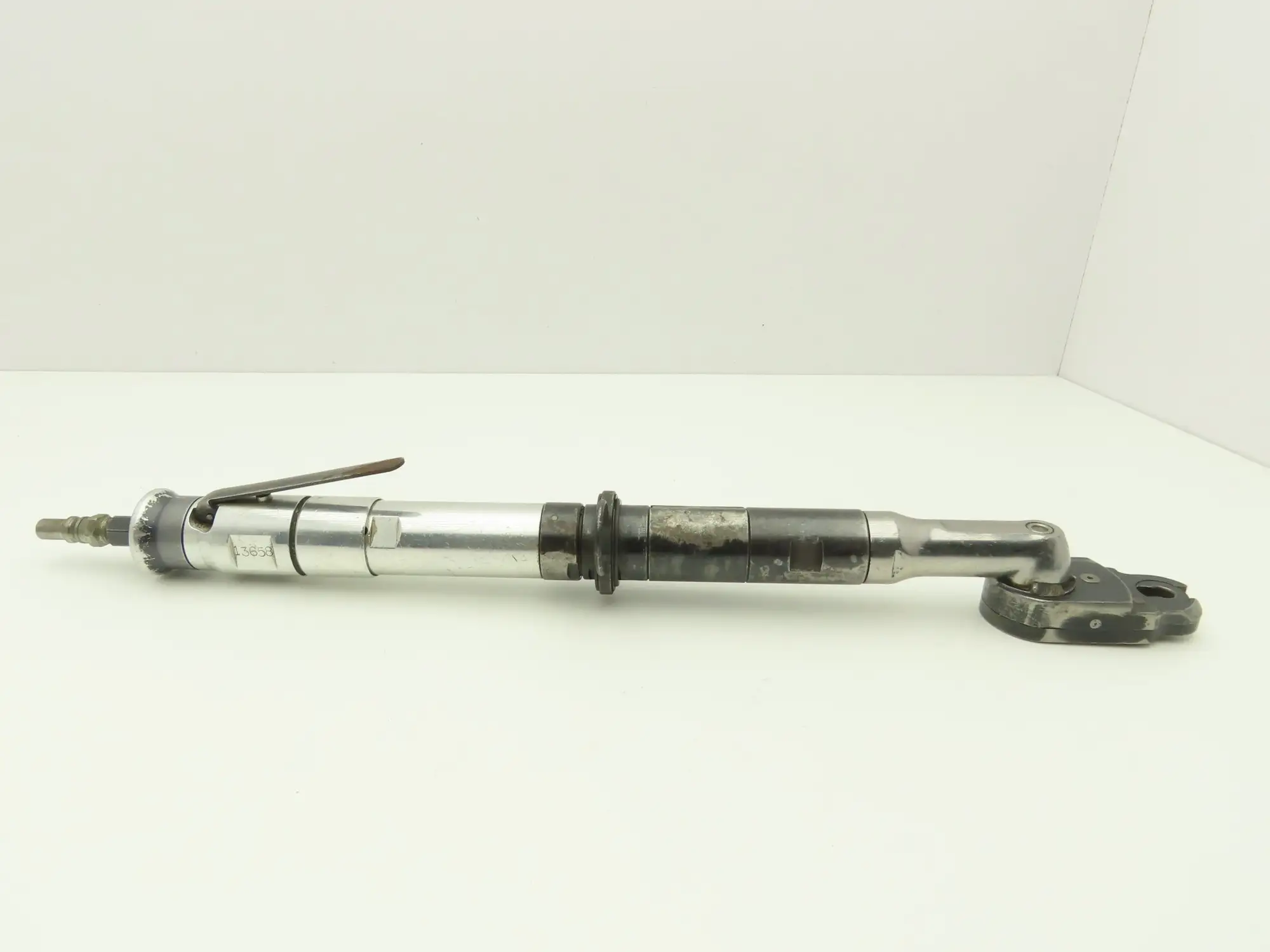 Stanley F33L74ACT-28 Pneumatic Nutrunner 13mm Drive Right Angle 306705