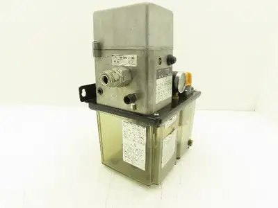 Daido 8A0707 Spindle Lubrication Oil Pump 0.3 L/Min 3L Tank 100V 1PH *See Notes*